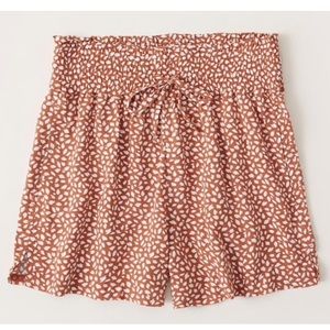 Abercrombie Drapey Pull-On Shorts